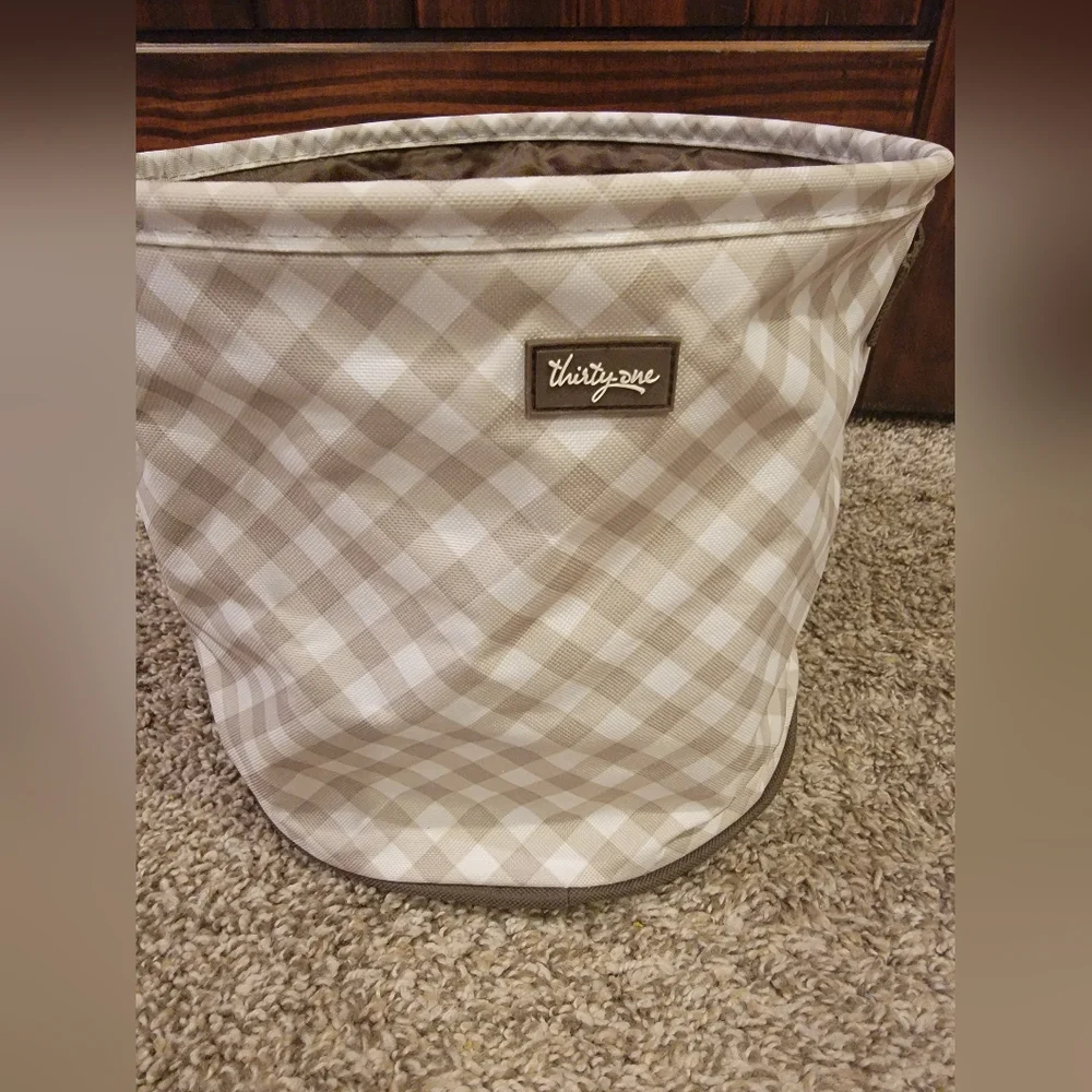 Thirty-one Cinch Top Utility Bin In Taupe Gingham